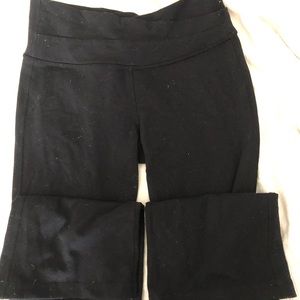 Black lululemon leggings
